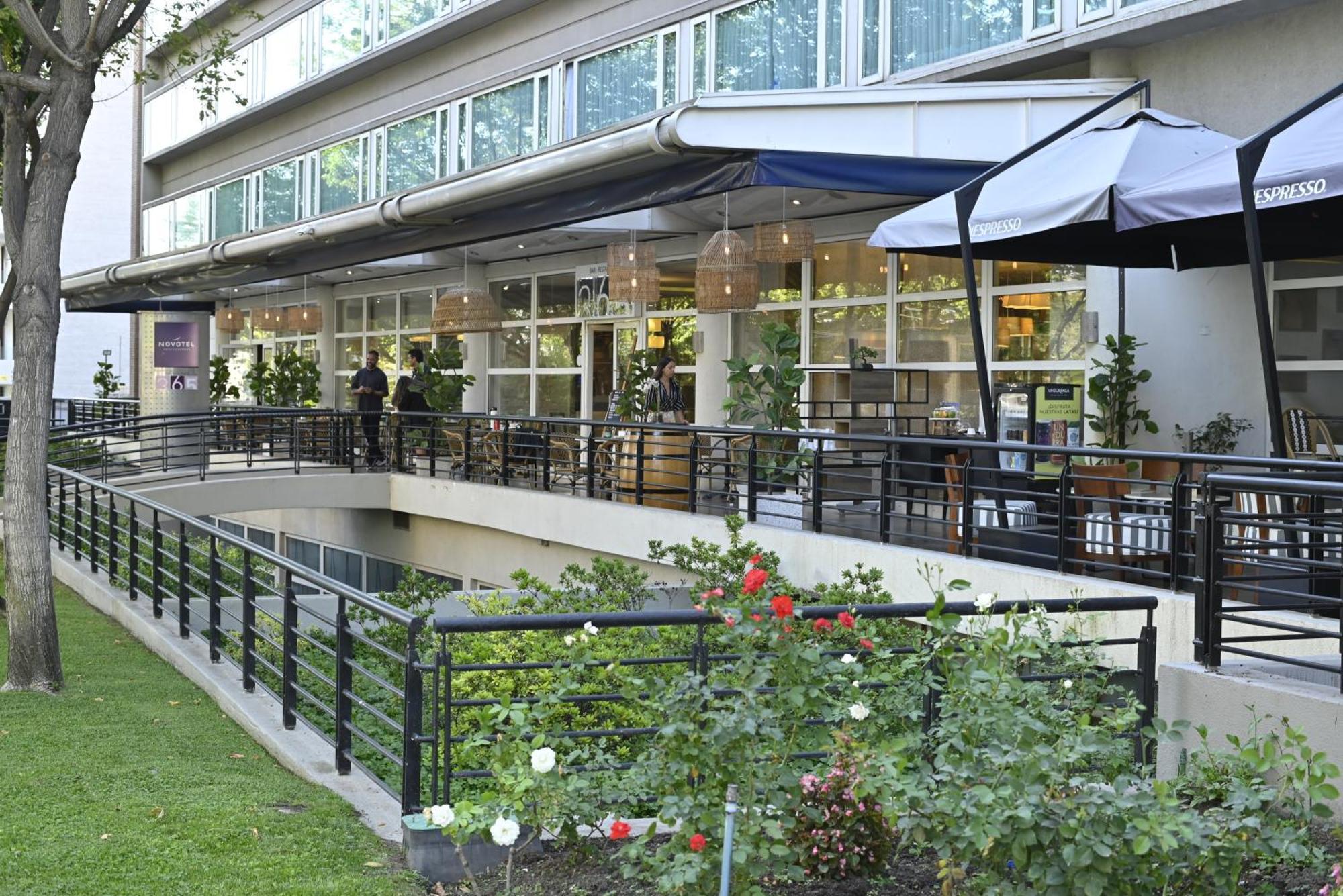 Novotel Santiago Vitacura Exterior photo